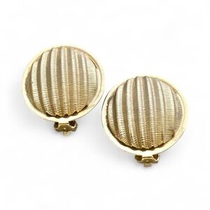 Vintage Gold Tone Fluted Clip-On Earrings